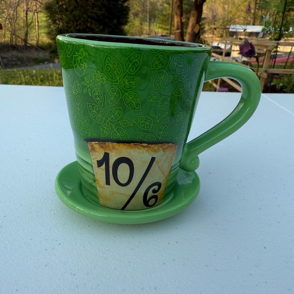 Disney Tea Green 'Mad as a Hatter' Mug - Picture 2 of 3